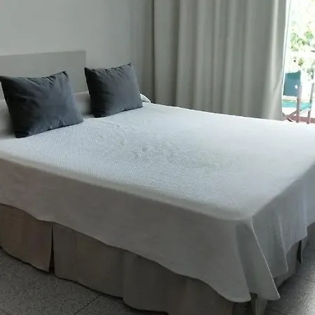 S'algaret 2* فورنيلس