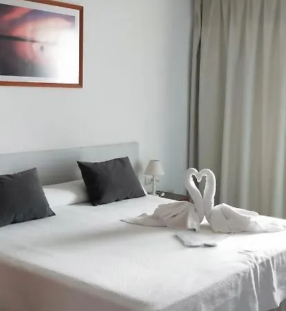 S'algaret פורנלס